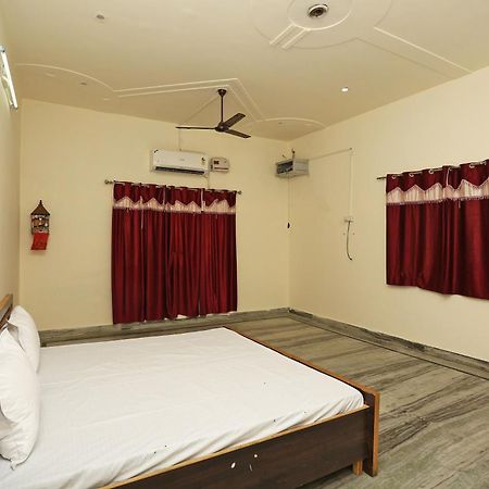 Spot On Angel Garden Hotel Alīgarh Екстериор снимка