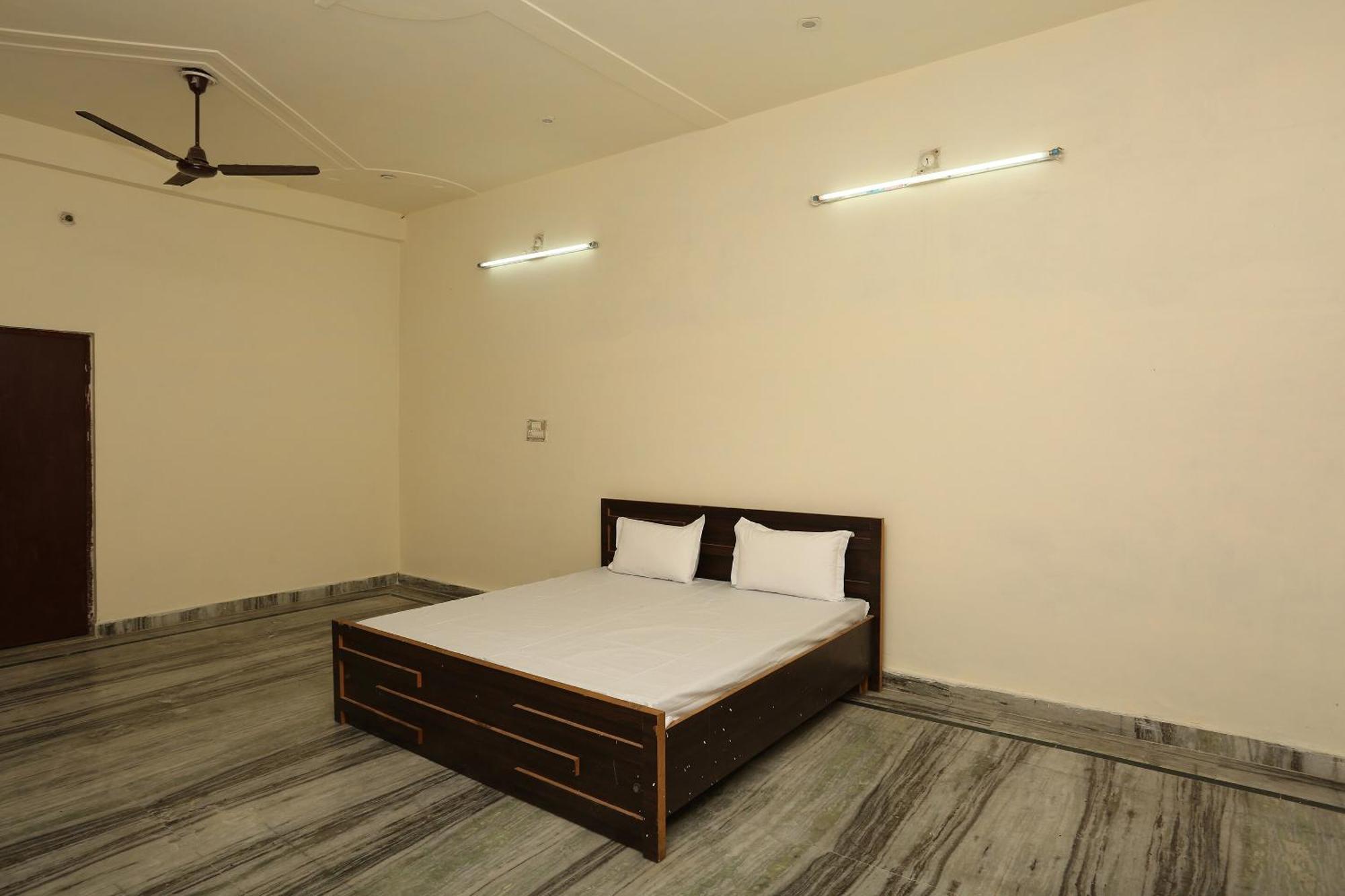 Spot On Angel Garden Hotel Alīgarh Екстериор снимка